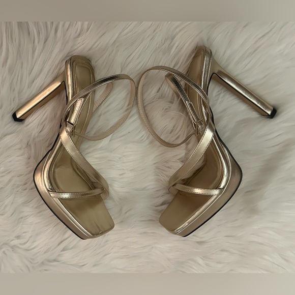 💯SOLD💯 Zara Women’s Gold Strappy Heels - Size 6.5 US (EU 37) - Picture 7 of 7